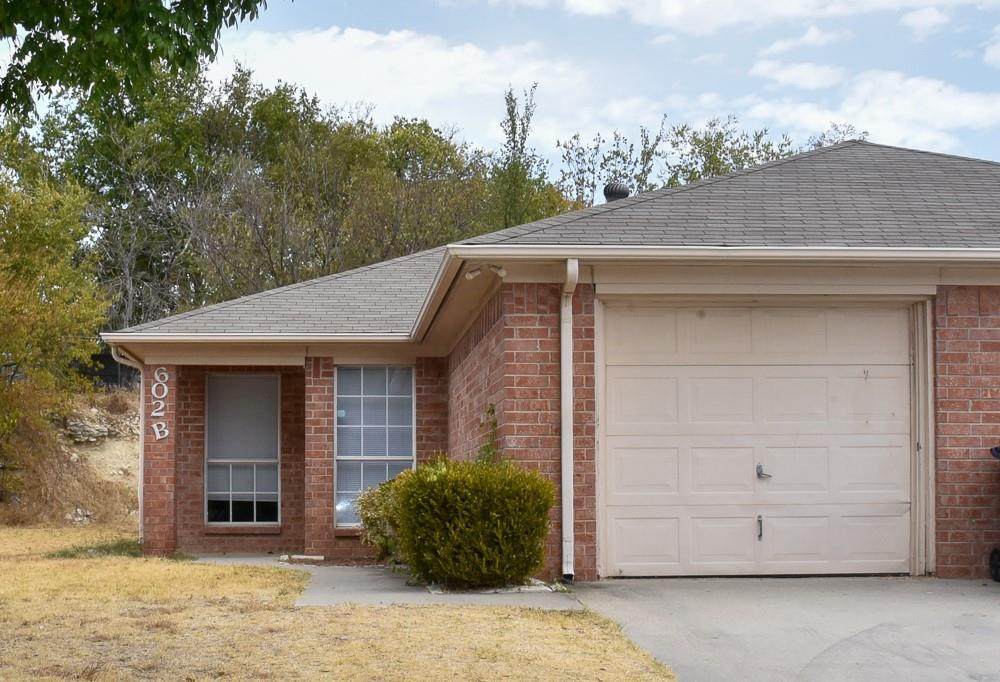 602 Crestridge Court - Photo 1