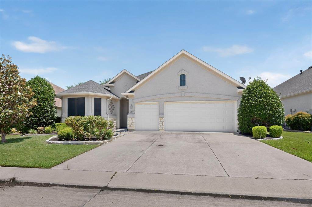 9121 Perimeter Street - Photo 1