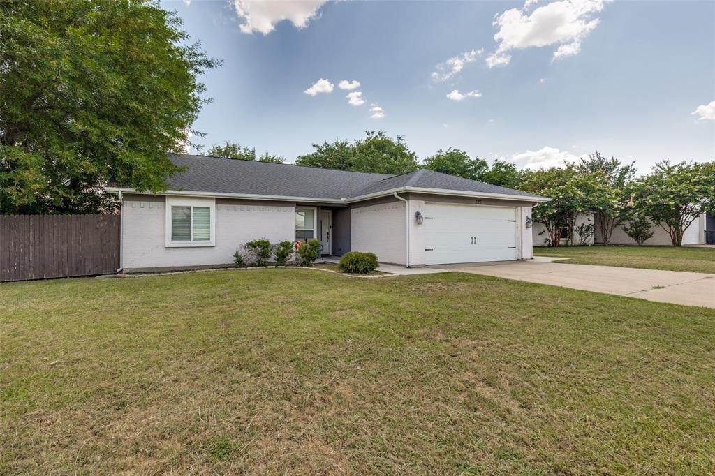 625 Park Center Boulevard - Photo 1