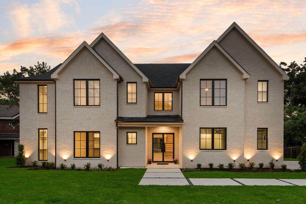 10 Brook Hollow Lane - Photo 1