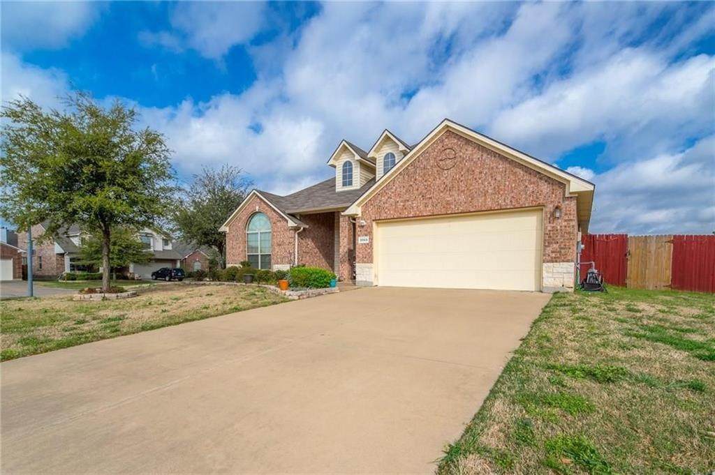 3003 Belmont Court - Photo 1