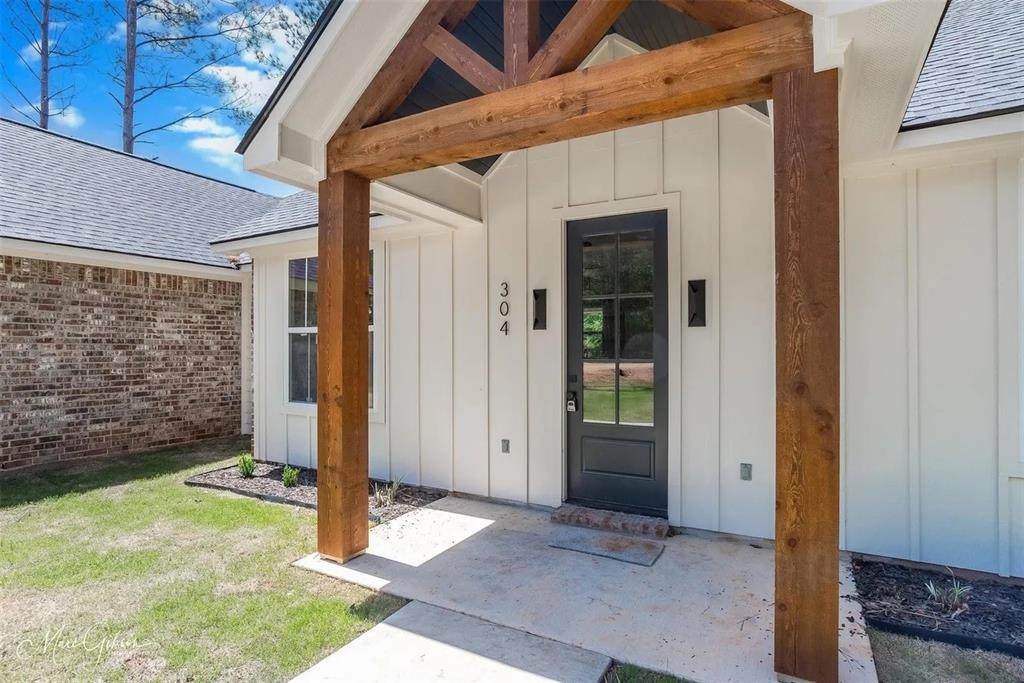 304 Lake Road - Photo 1