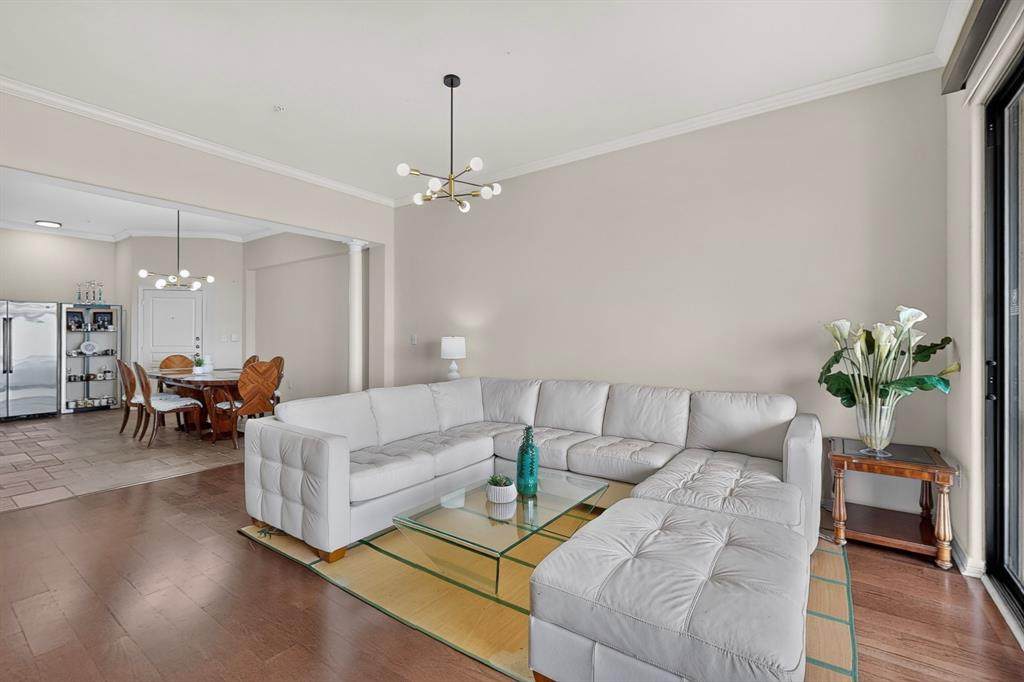 330 Las Colinas Boulevard - Photo 1