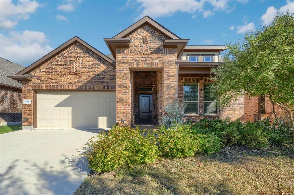 936 Meadows Drive - Photo 1