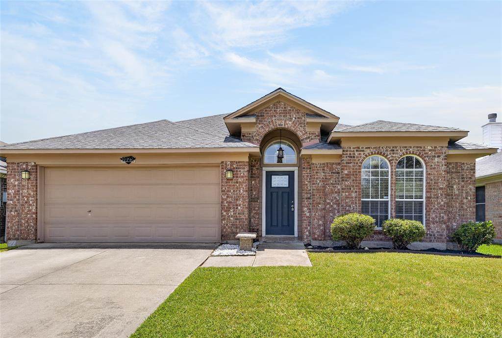 1025 Highland Station Drive - Photo 1