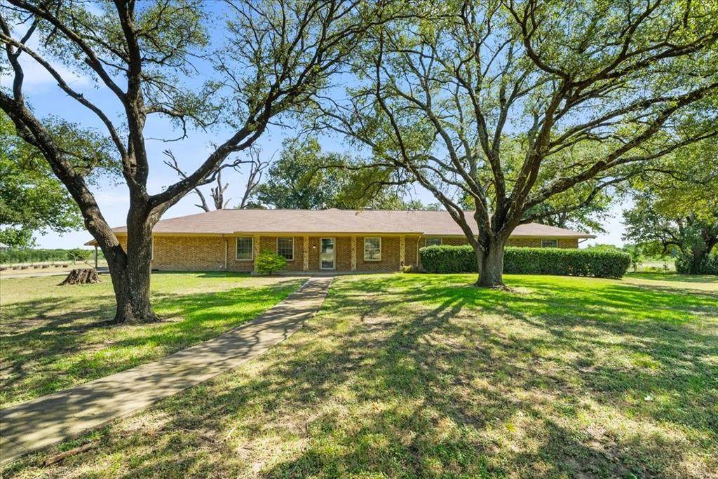 1642 County Road 1040 - Photo 1