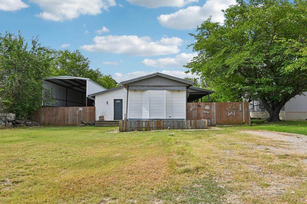 1428 Sheri Lane - Photo 1