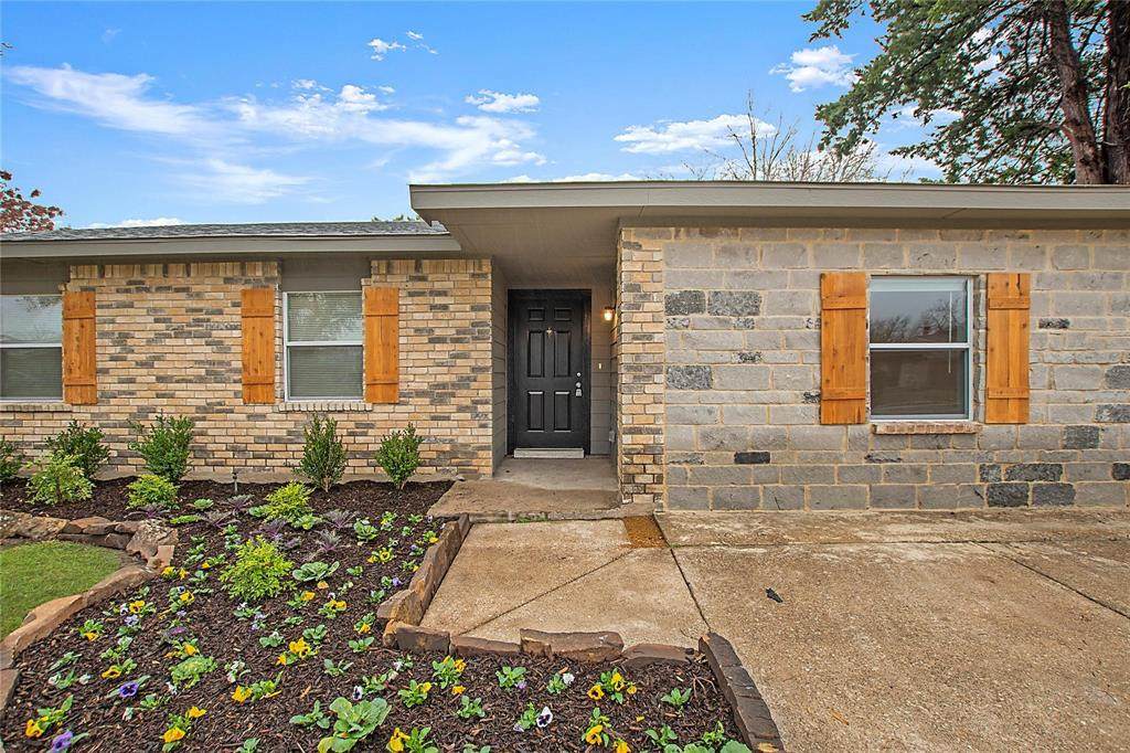 801 Sunny Slope Drive - Photo 1
