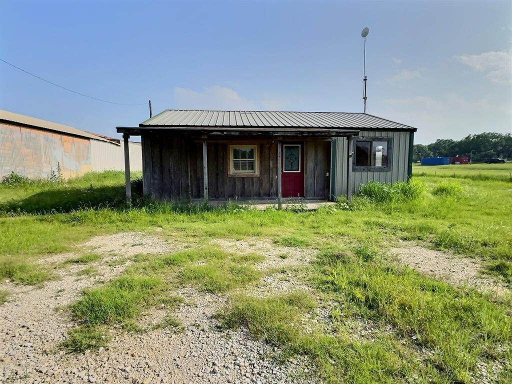 10669 Mineral Wells Highway - Photo 1