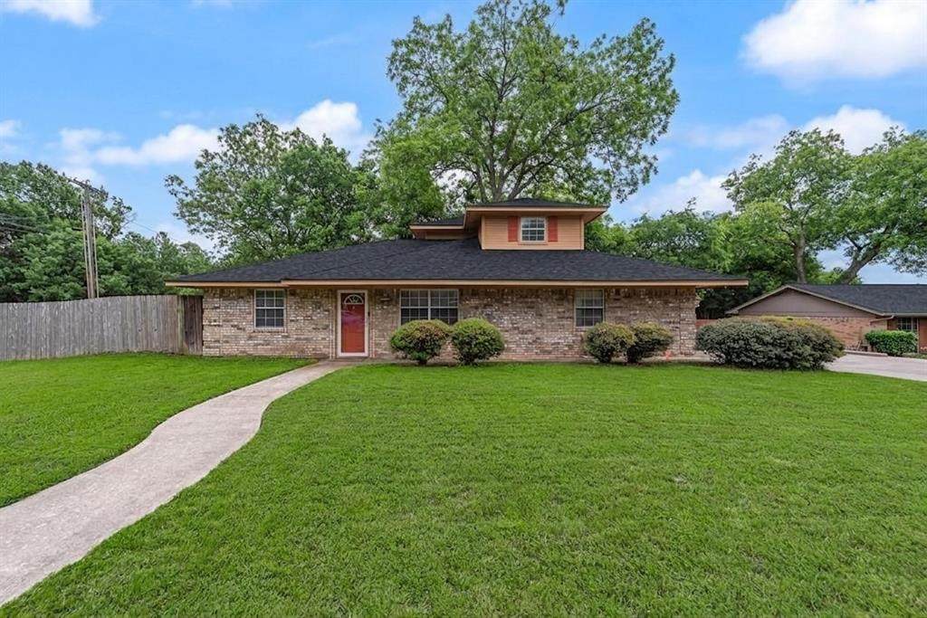 314 Fairfield Street - Photo 1