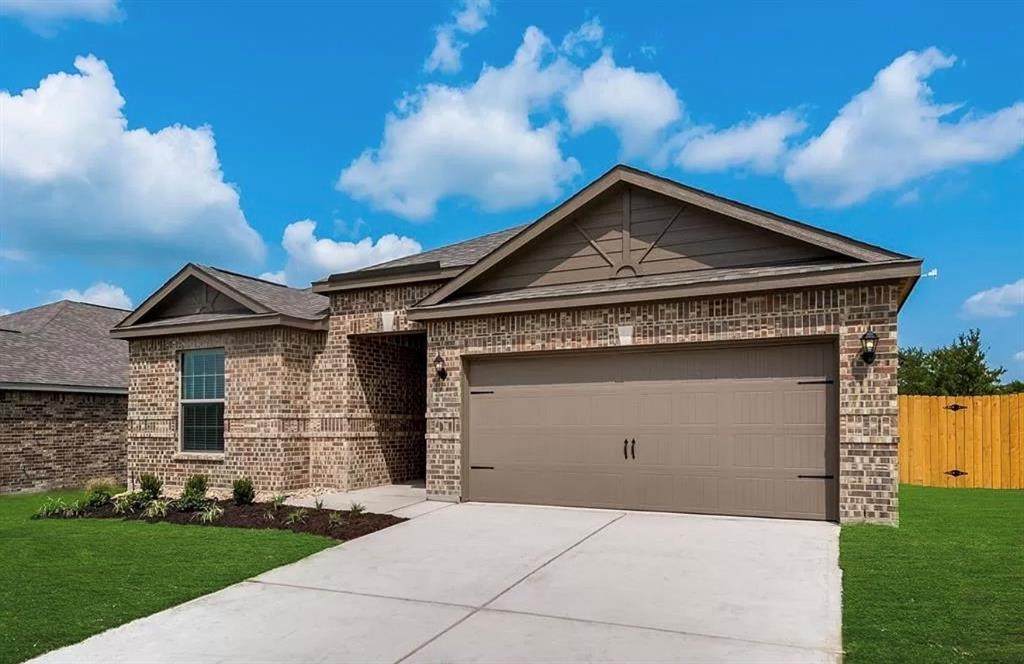 1706 Sandalwood Way - Photo 1