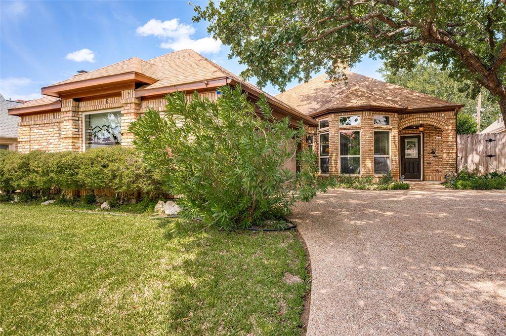 608 Crest Ridge Drive - Photo 1