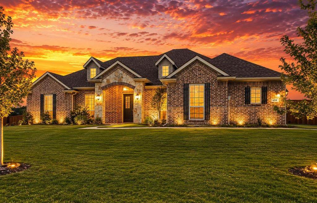 690 Serenity Lane - Photo 1