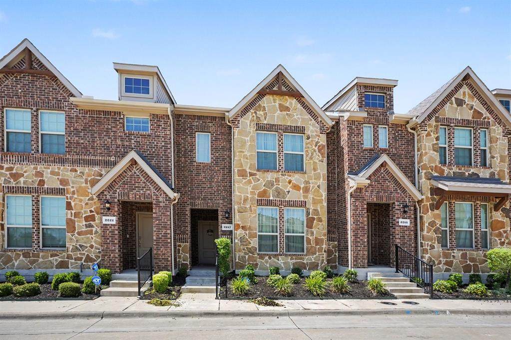 2217 Steer Creek Place - Photo 1