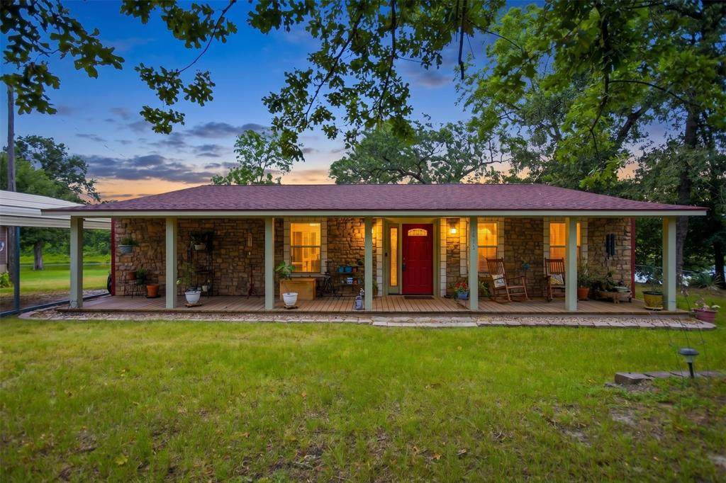 1411 Raintree Lakes Circle - Photo 1