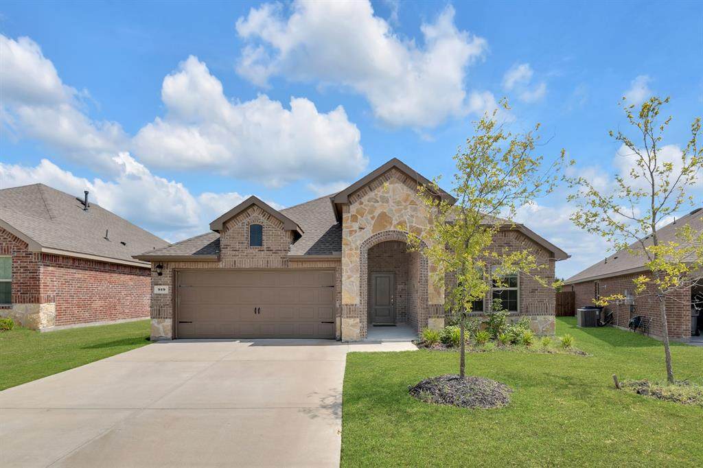 919 Gentle Rain Drive - Photo 1