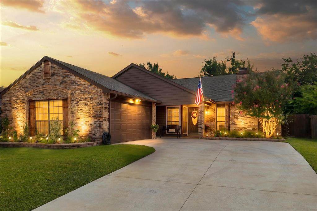 510 Rosewood Lane - Photo 1