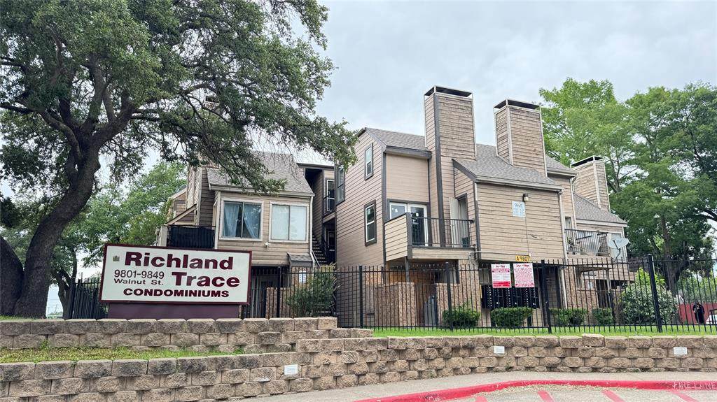 9833 Walnut Street - Photo 1