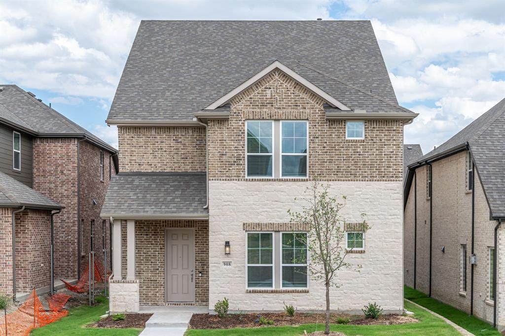 908 Utica Drive - Photo 1