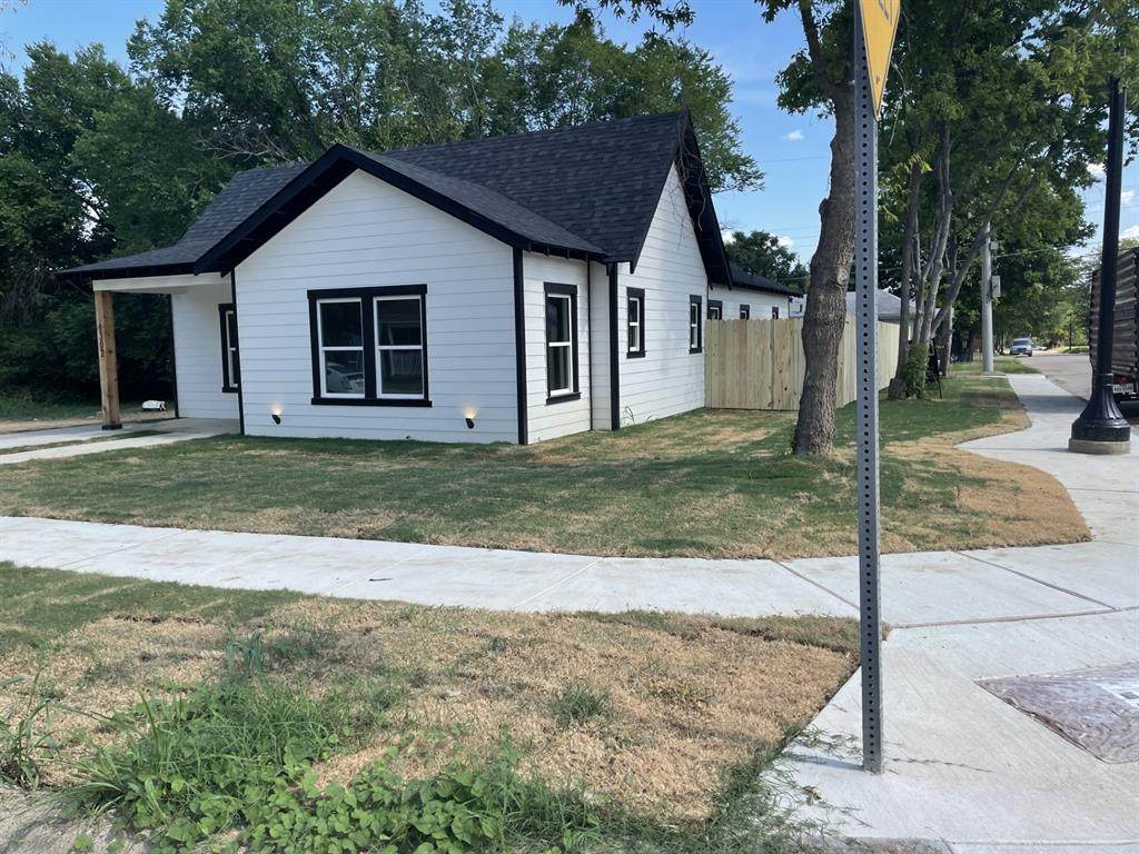 1302 Humbolt Street - Photo 1