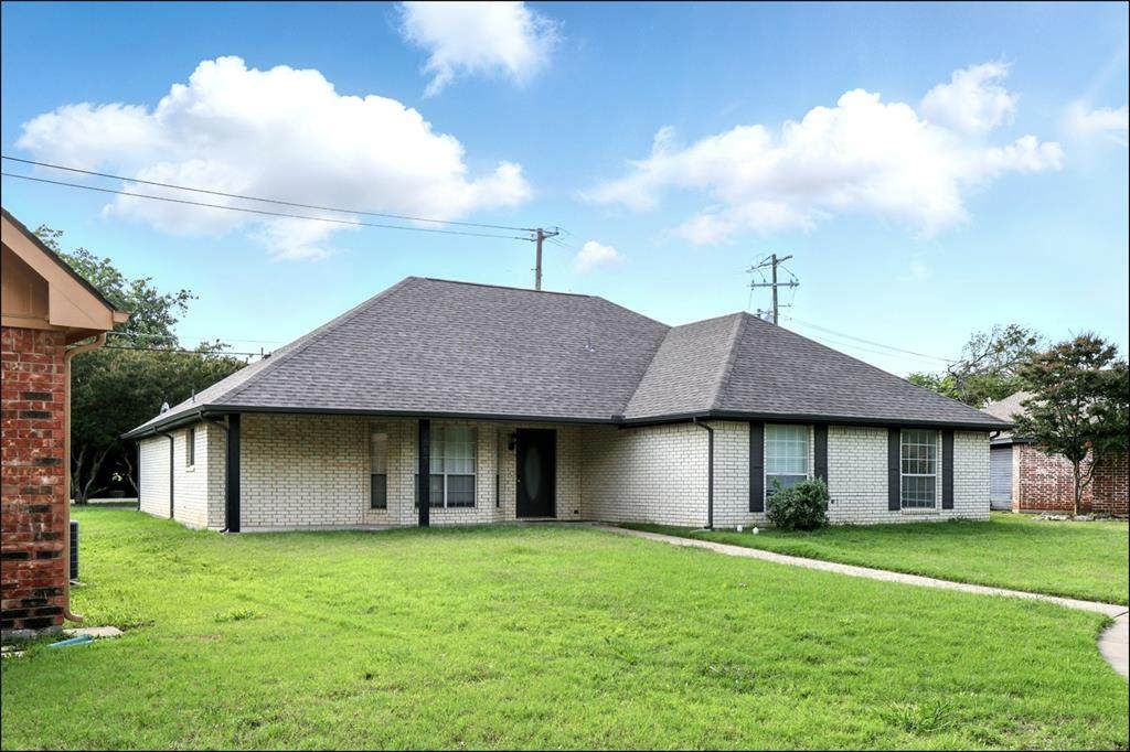 1507 River Hill Drive - Photo 1