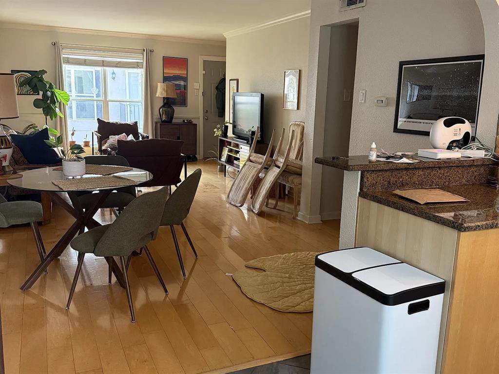 4520 Holland - Photo 1
