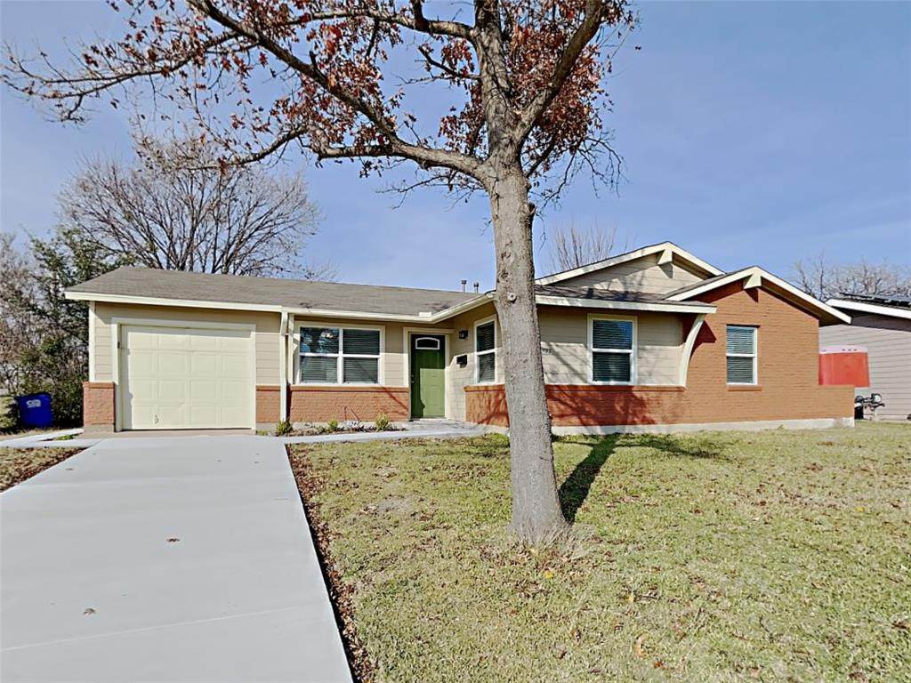 2877 Joanna Drive - Photo 1
