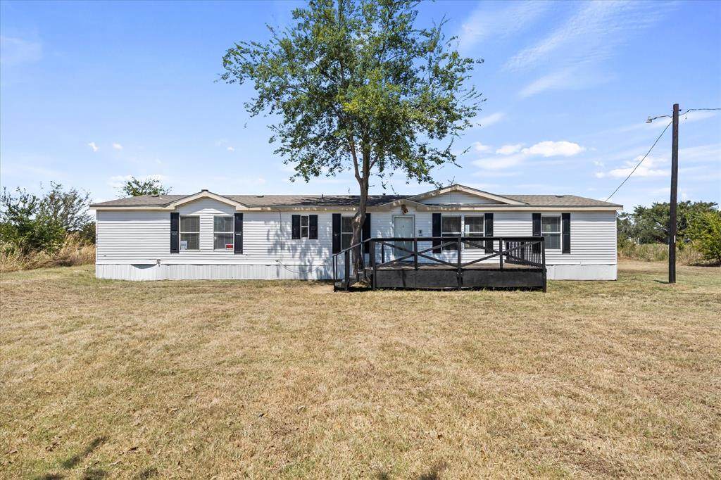 4028 County Road 2526 - Photo 1