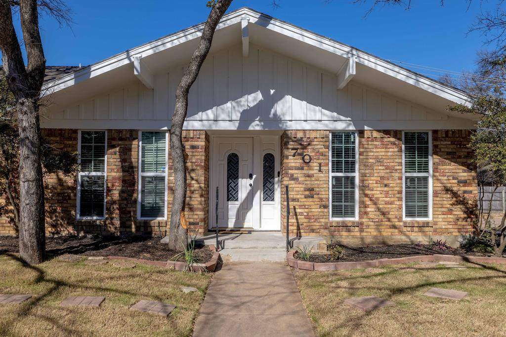 701 Kentwood Circle - Photo 1