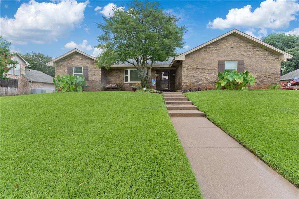 20 Timberline Drive - Photo 1