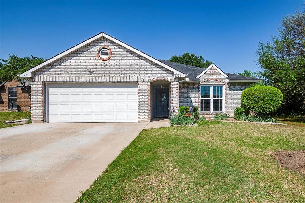 6304 Brookcrest Drive - Photo 1