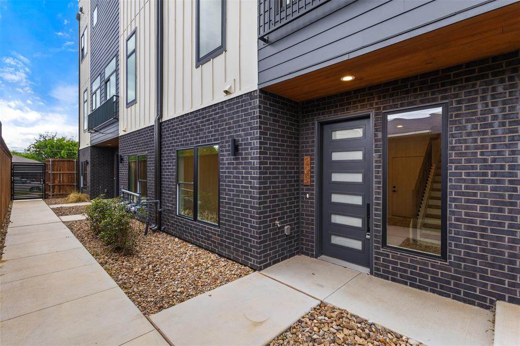 2203 Hondo Avenue - Photo 1