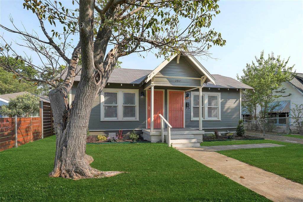 2821 Gladstone Drive - Photo 1