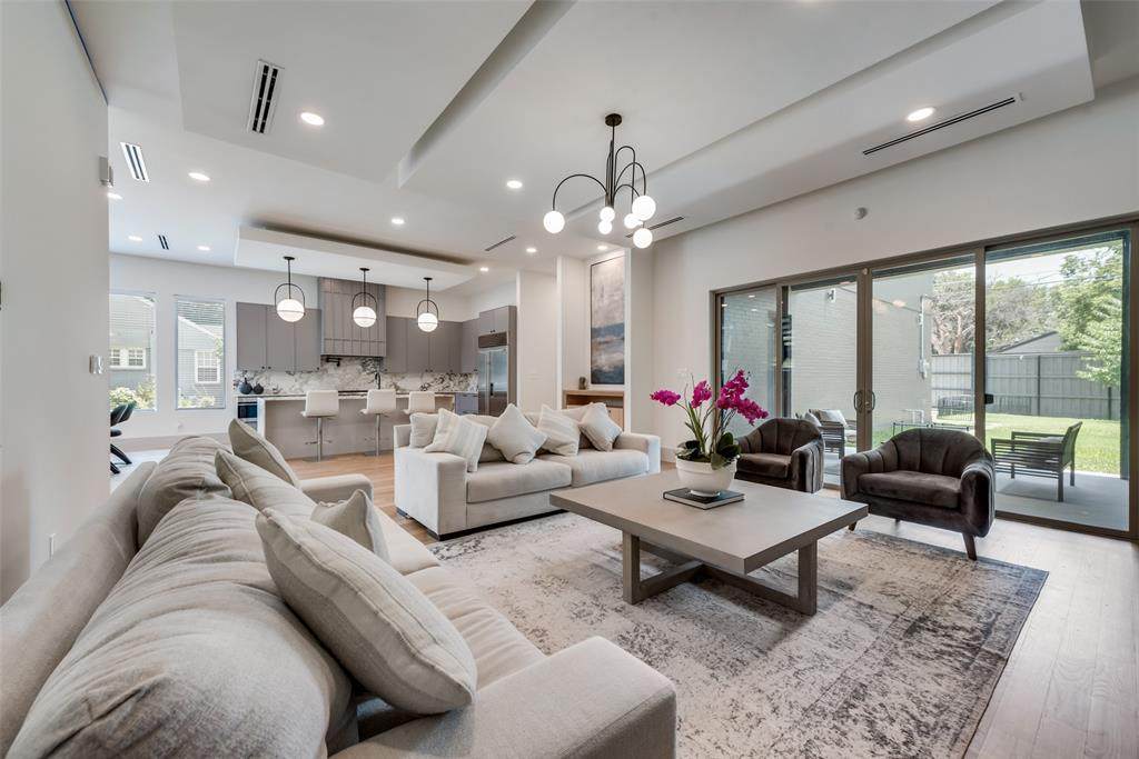 4528 Amherst Avenue - Photo 1