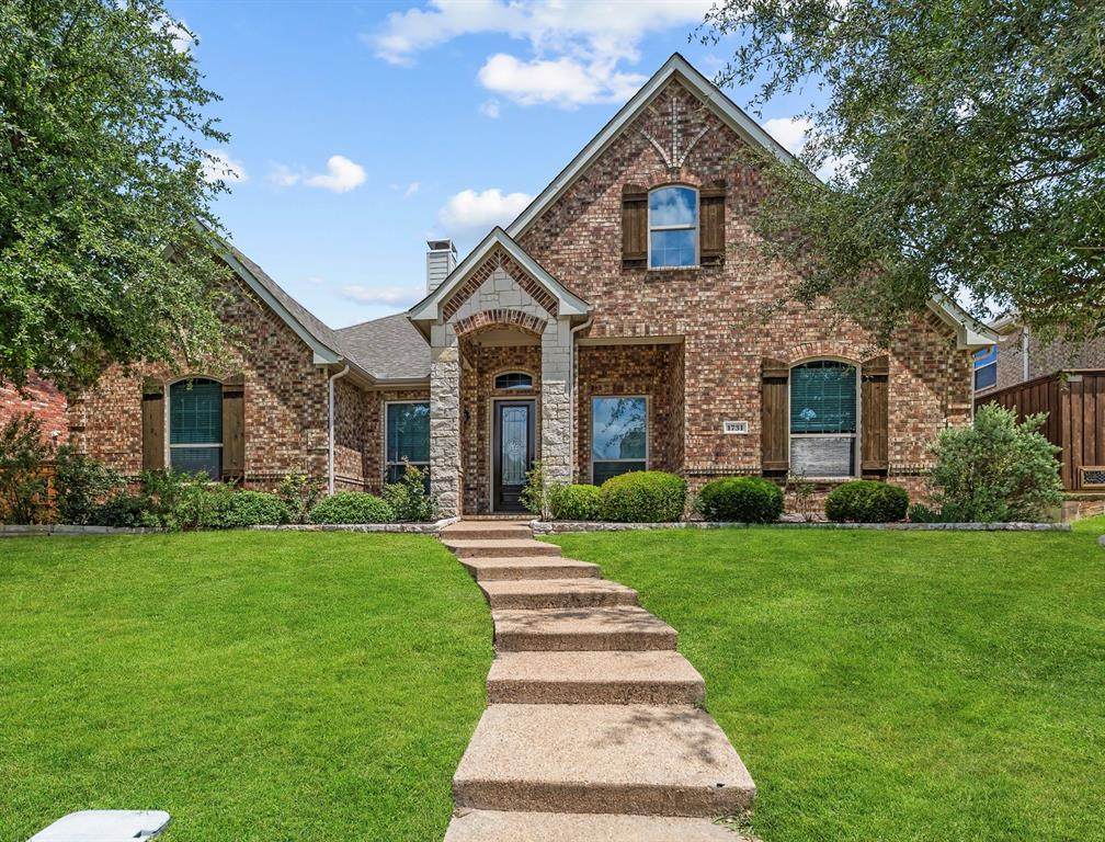 1731 Teakwood Drive - Photo 1