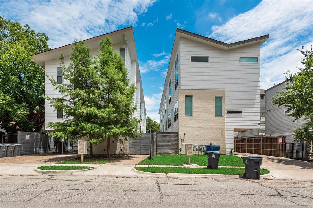 2304 Garrett Avenue - Photo 1
