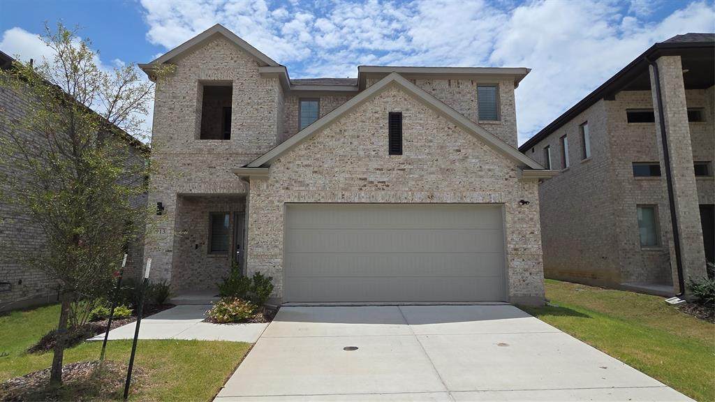 913 London Town Lane - Photo 1