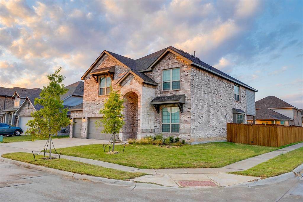 1521 Bison Trail - Photo 1
