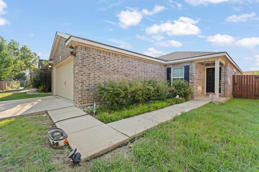 4801 Cedar Springs Drive - Photo 1