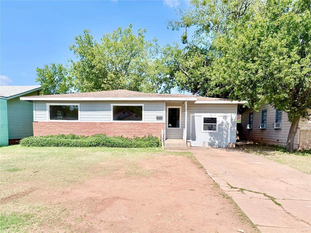 802 Westmoreland Street - Photo 1