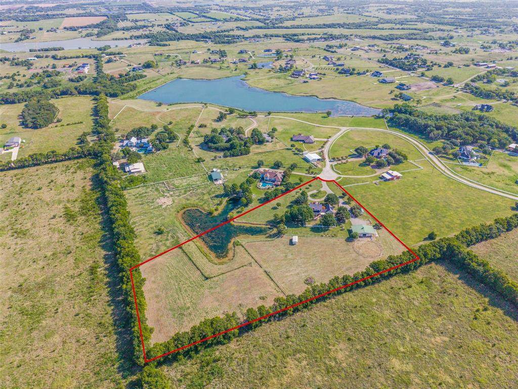 2412 Coyote Run Road - Photo 1
