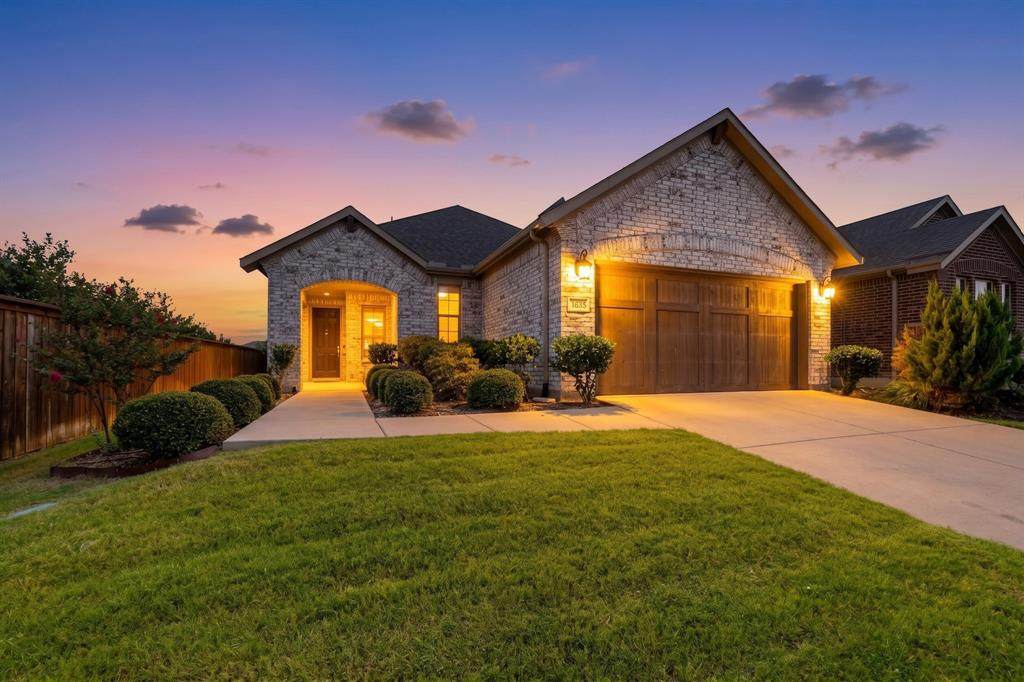1635 Sweetwater Way - Photo 1
