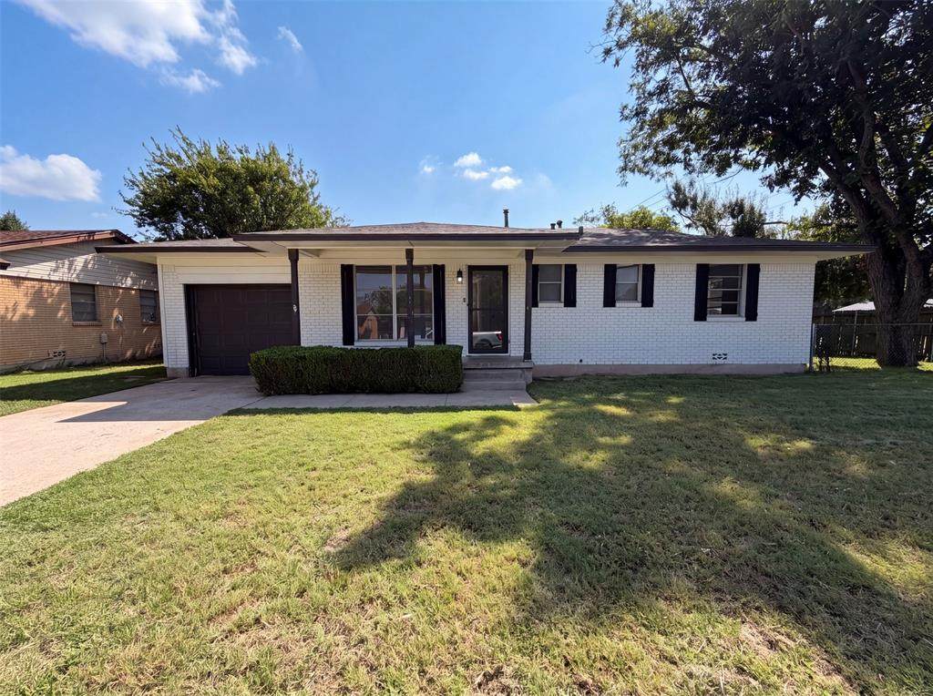 1213 Ridgeway Drive - Photo 1