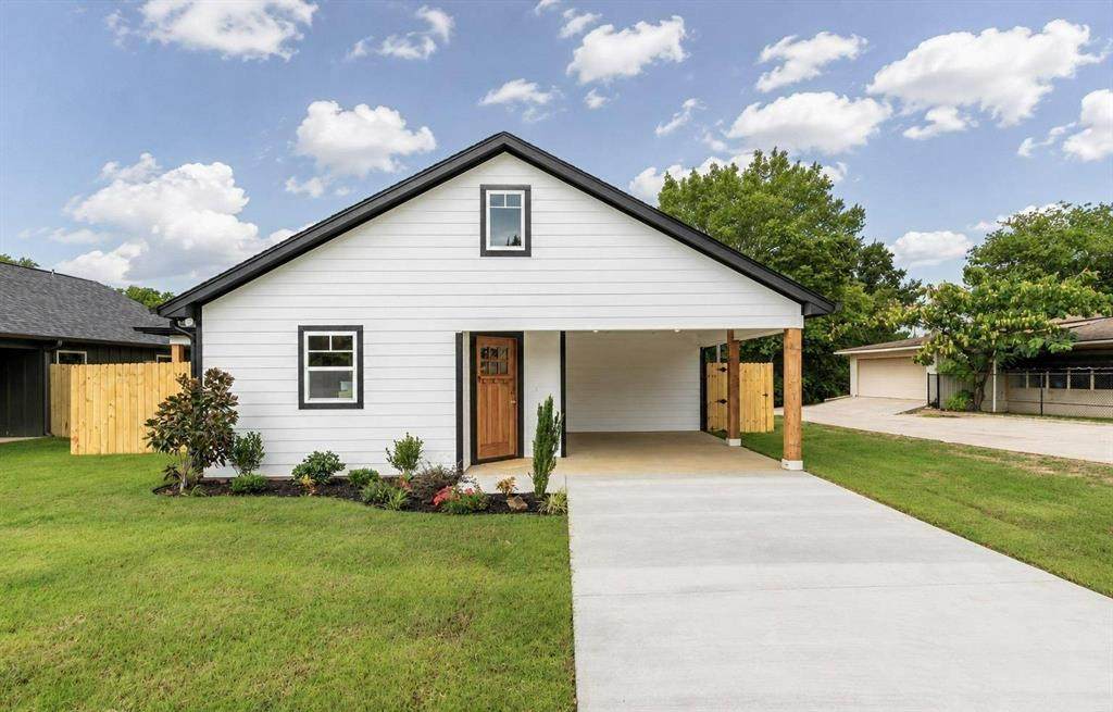 421 Bonner Street - Photo 1