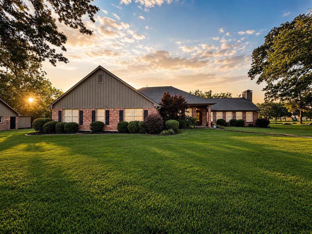 1079 Country Club Road - Photo 1