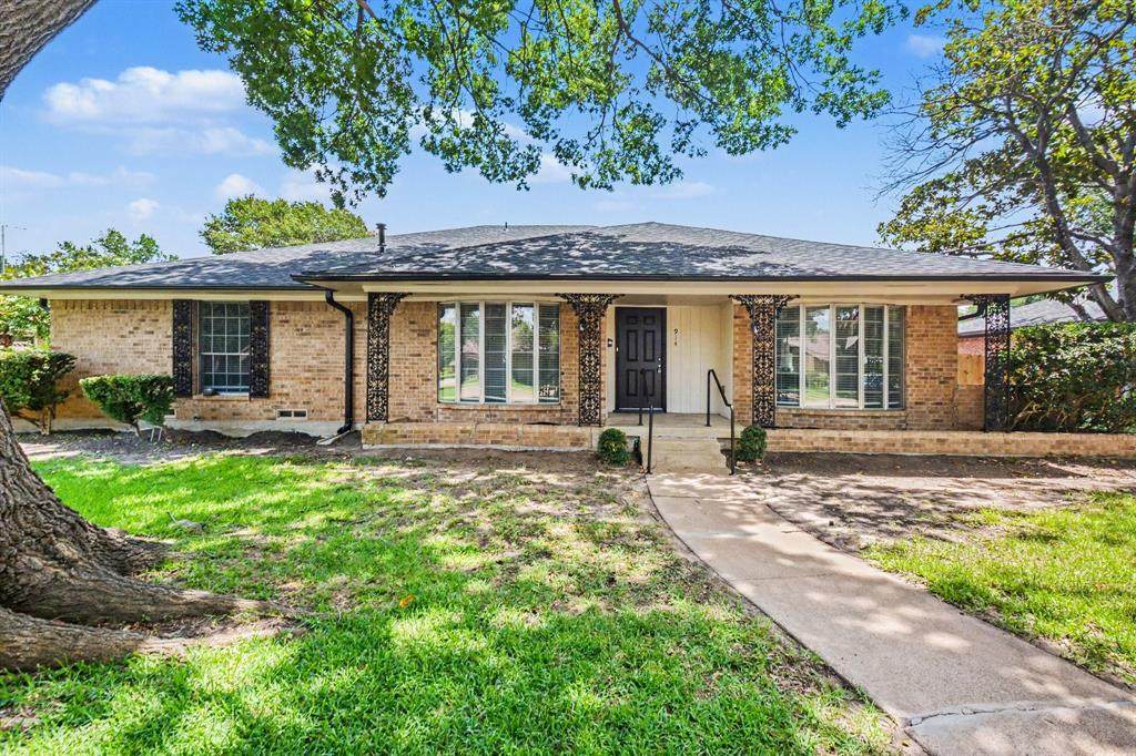 914 Bromwich Street - Photo 1