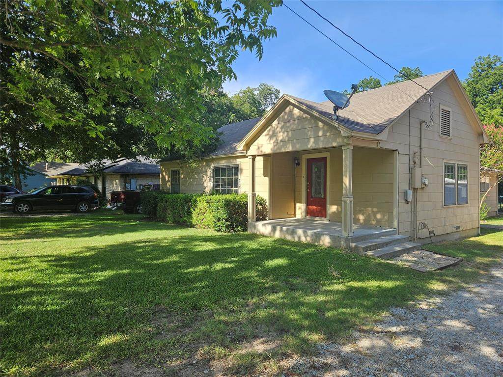 726 Lindsay Street - Photo 1