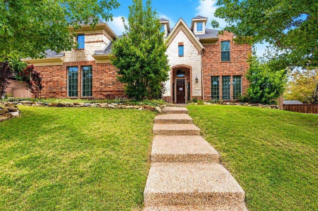 3300 Nottingham Drive - Photo 1