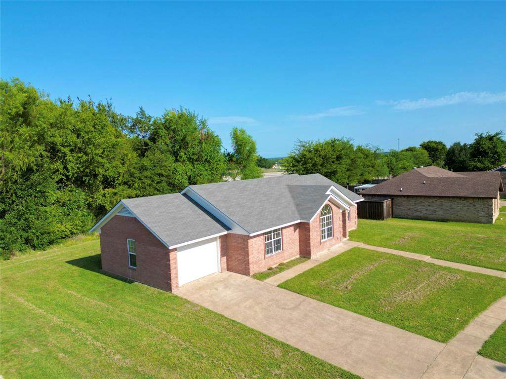 2001 Solomon Drive - Photo 1