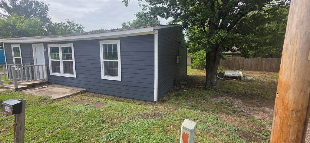 3510 Marshall Street - Photo 1